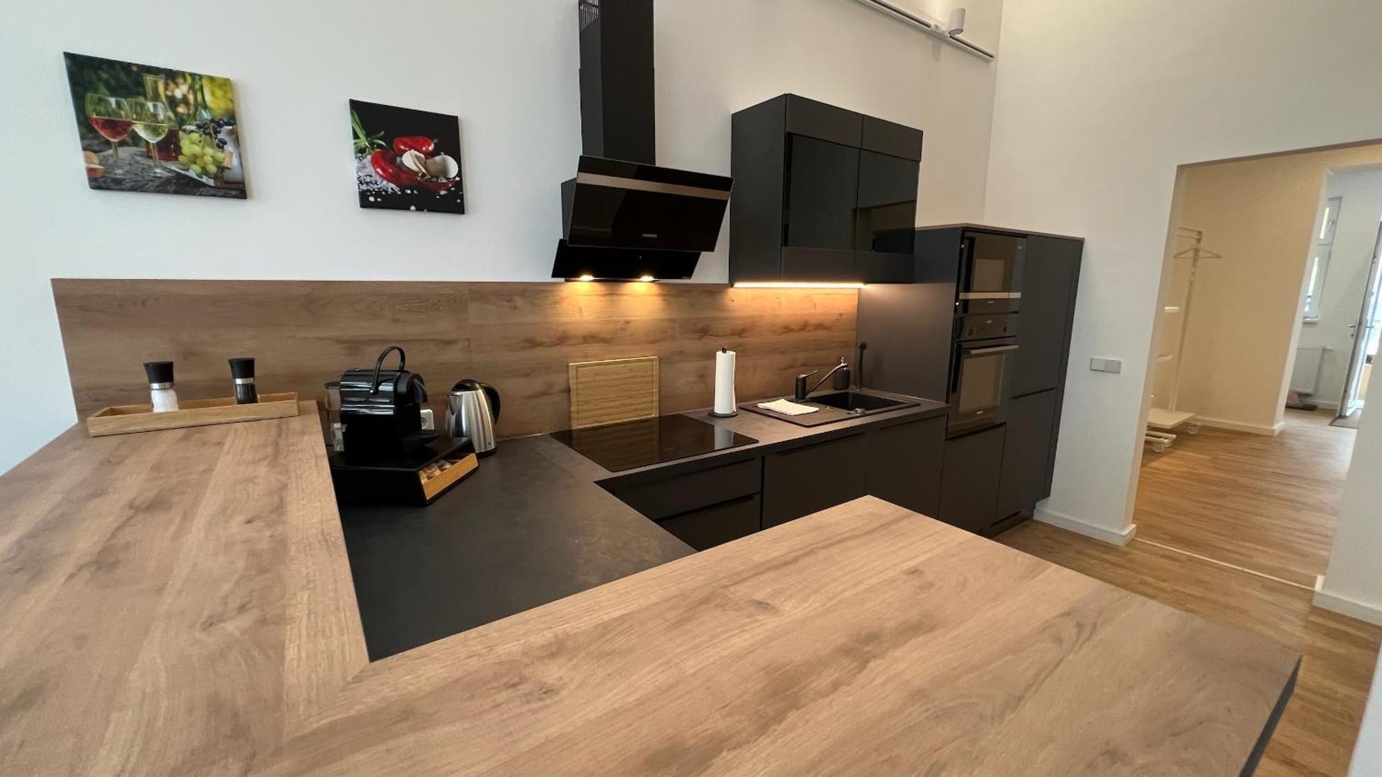 Neu! City-Loft-Apartment Im Goethe Palais I 5P I Lift I Parkplatz I Zentrum I Helios Aue  Exterior photo